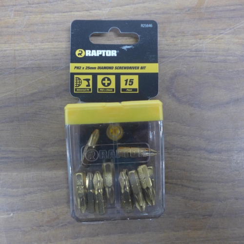 5002 - 20 packs of Raptor PH2 25mm diamond screwdriver bit sets