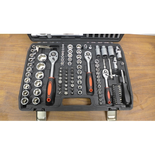 5012 - A 172 piece socket set, unused