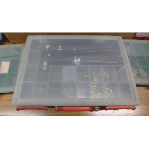 5039 - A large quantity of assorted screws, nails, bolts, washers, etc.