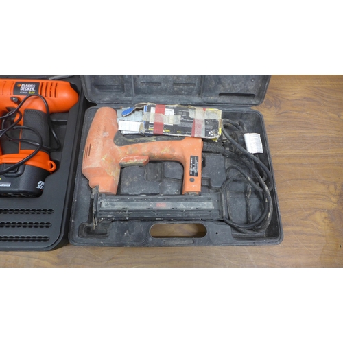 5040 - A Tacwise 240V nail gun and a Black and Decker KC9682F, 9.6V drill in case