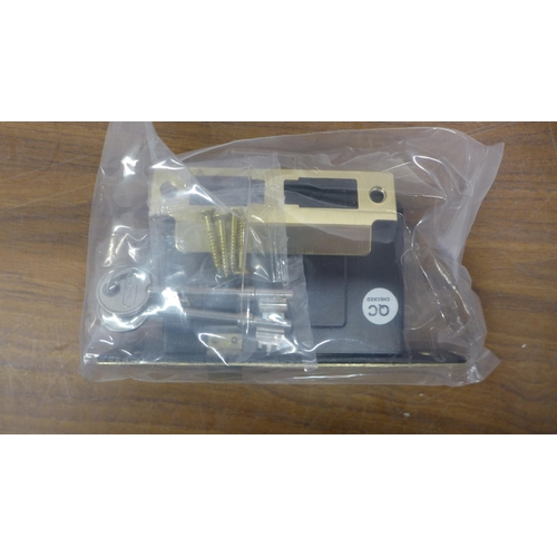 5072 - 6 mortice locks with keys