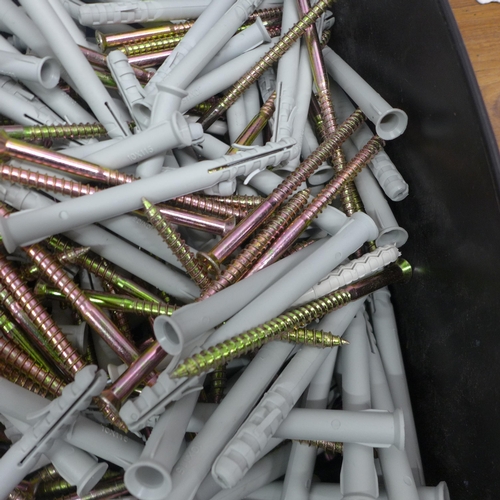 5073 - A box containing a large quantity of frame fixing screws