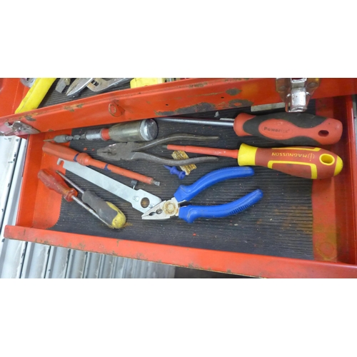 5173 - A Clarke tool trolley on wheels with 3 metal tool boxes of tools