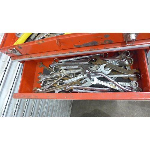 5173 - A Clarke tool trolley on wheels with 3 metal tool boxes of tools