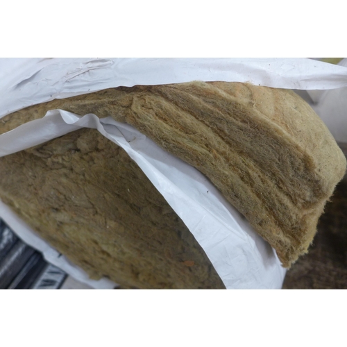 5190 - A 5500mm x 1200mm roll of 100mm thick Rockwool loft insulation