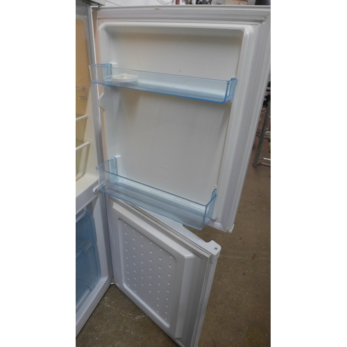 5137 - A LEC 50/50 tower fridge freezer