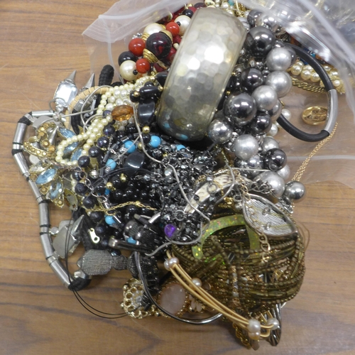 5090 - 2 bags of assorted costume jewellery