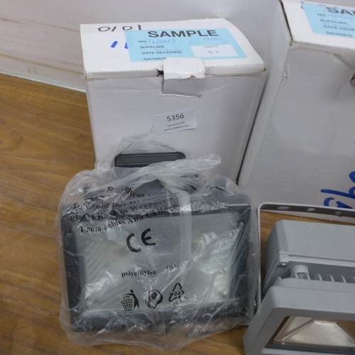 5356 - Four boxed sample halogen lights* This lot is subject to VAT