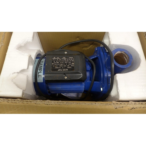 5346 - A boxed sample MHF5AM-1.5 Centrifugal pump - 1.5-1.5