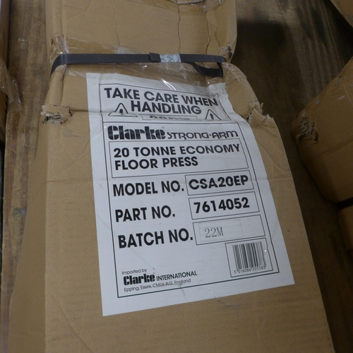 5365 - A boxed sample Clarke Strong-Arm CSA20EP 20 tonne economy floor press* This lot is subject to VAT