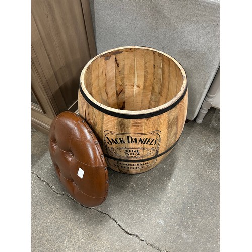 3189 - A wooden Jack Daniels whiskey barrel, with leather upholstered top