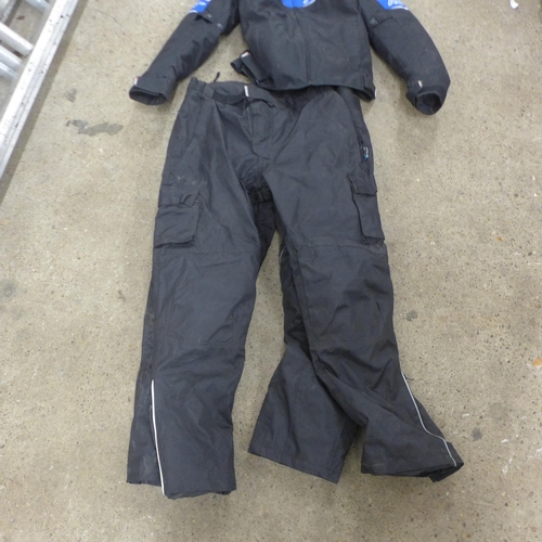 5281 - Two motorcycle jackets including RST and a Wildfire 2.0