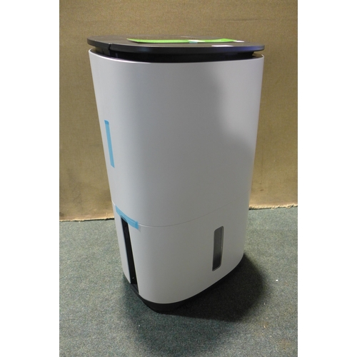 6017 - Meaco Dehumidifier 18L, Original RRP £199.99 + VAT (349-327) *This lot is subject to VAT