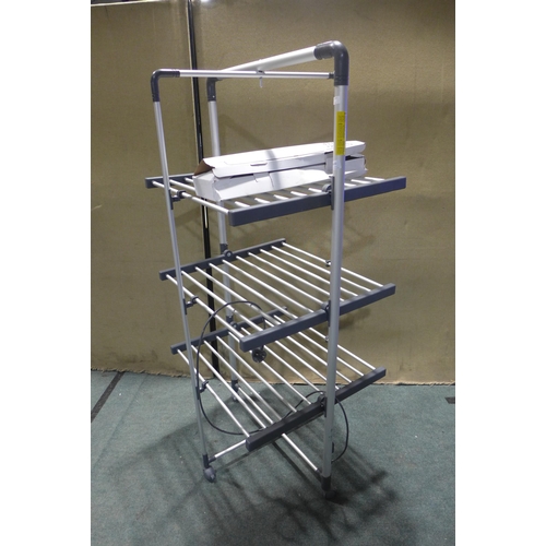 6020 - Black & Decker Heated Tower Airer , Original RRP £99.99 + VAT (349-316) *This lot is subject to VAT