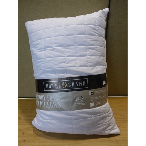 6049 - Two Hotel Grand pillows  (349-321,322) *This lot is subject to VAT