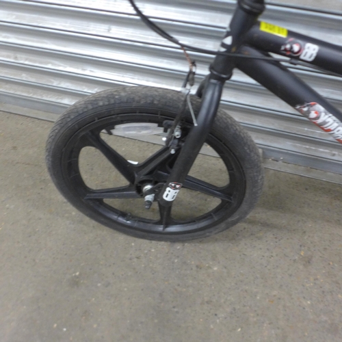 5155 - A Zinc Backbone BMX bike