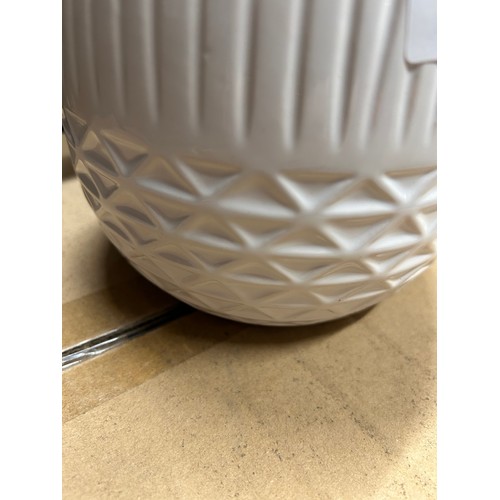 3056 - Eighteen round white plant pots