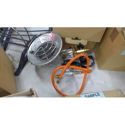 5415 - A boxed sample Clarke Devil 3000 gas heater* This lot is subject to VAT