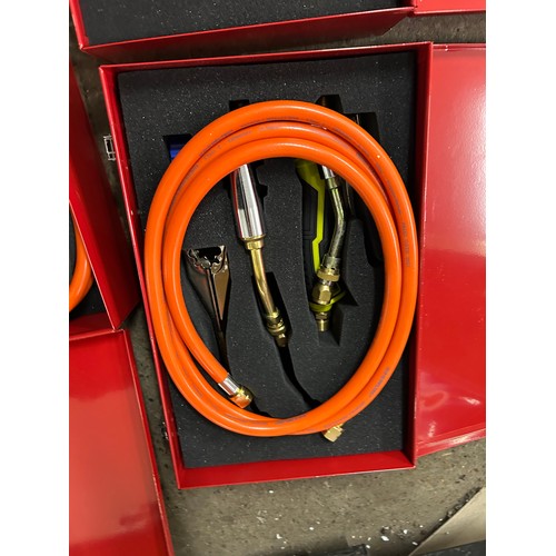 5303 - Two large metal cased propane gas torch kits and two smaller metal cased propane gas torch kits* Thi... 