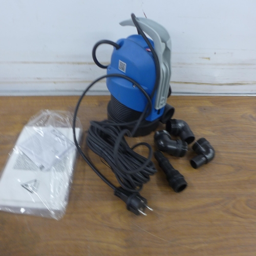 5341 - *VAT* A boxed sample D-CW200 110v Clean water sub pump* This lot is subject to VAT