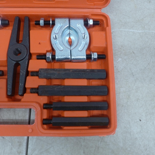 5007 - A heavy duty bearing puller/splitter