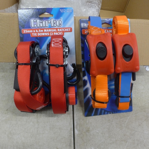 5014 - *VAT* A 2 pack of 25mm x 4.5m manual ratchet tie downs and a 2 pack on f 25mm x 3m cam buckle tie do... 