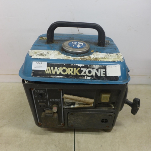 5049 - A Workzone WGG-800, 240V, 50Hz, 650W petrol generator and two vintage metal Jerry cans