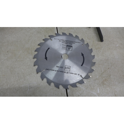 5063 - *VAT* A boxed sample M1Y–GW4 -185 1400W 240v circular saw with blade