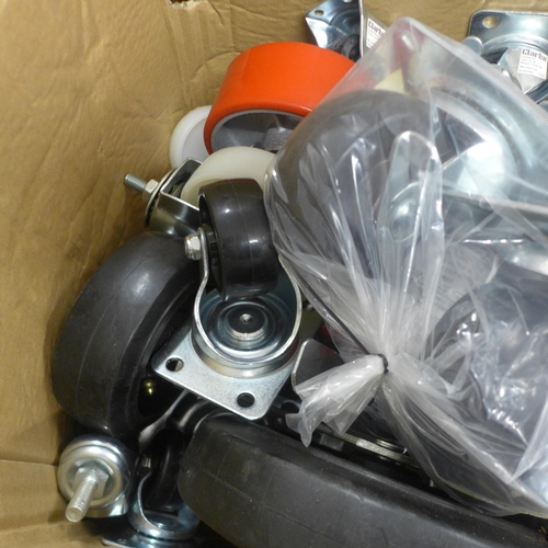 5090 - *VAT* A quantity of assorted sample caster wheels