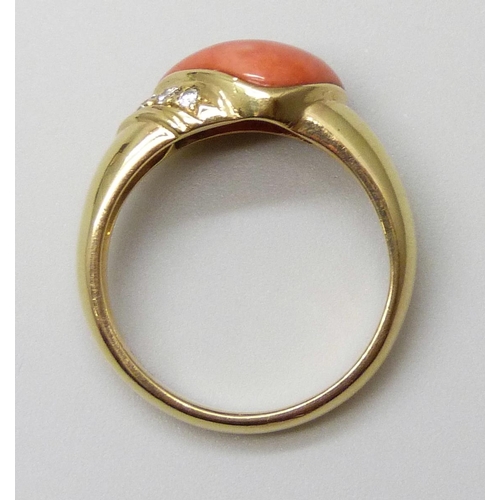 7015 - An 18ct gold designer style coral and diamond ring, 5.3g, M/N