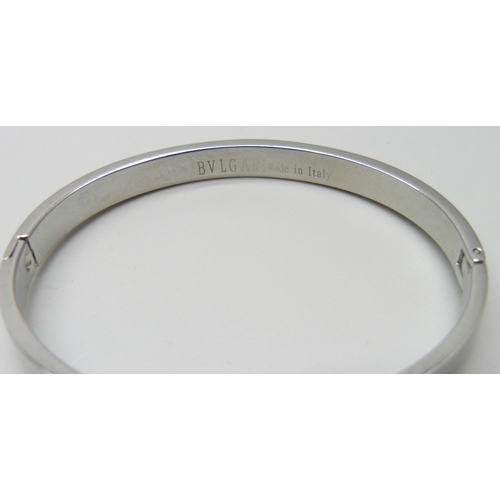 7073 - A Bulgari bangle, 'Bvlgari made in Italy' engraved inside, 5 x 5.8cm