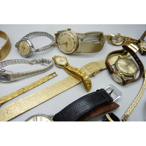 7147 - A collection of mechanical wristwatches, some a/f, including a trench style wristwatch, 40mm includi... 