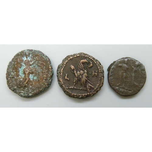 7172 - Three Roman coins