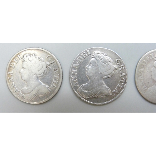 7179 - Coins; Four Queen Anne 1711 silver shillings