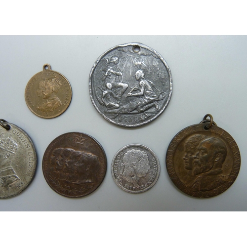 7200 - A collection of medallions and a replica coin