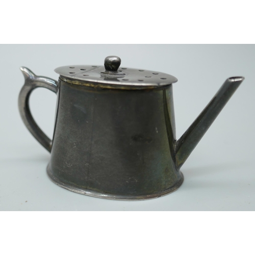 7231 - A Victorian miniature silver salt shaker in the form of a tea pot, Cornelius Desormeaux Saunders & J... 