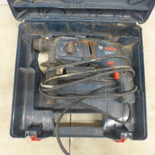 5102A - A Bosch Professional GBH 200, 240V drill