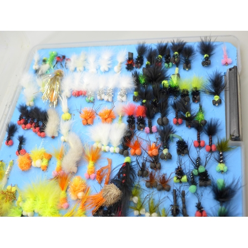 2054 - A collection of fishing flies