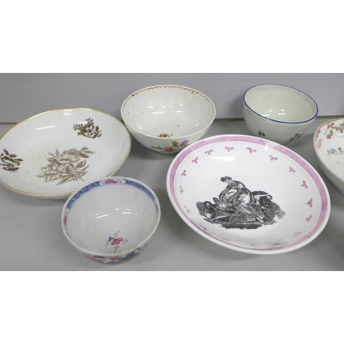 2089 - An early 19th Century transfer ware dish with pink border, three other dishes and six tea bowls, (7 ... 