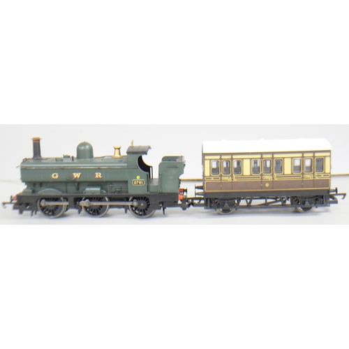 2128 - A Hornby R1037 GWR Mixed Traffic electric train set, boxed, (lacking some original track, with 15x R... 