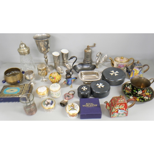 2140 - Assorted items including Maltese pots, pill boxes, silver plated boots, silver plated swans, two Tra... 