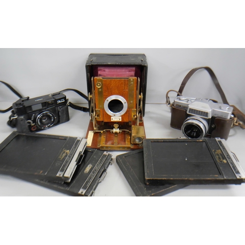 2141 - A Rank Mamiya camera, a Yashica camera and a 5 x 4 plate box