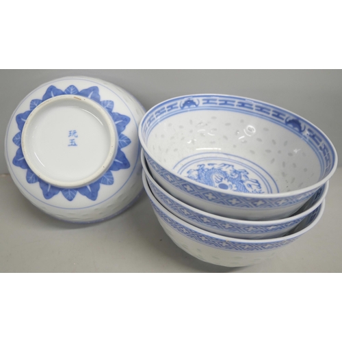 2155 - A large collection of Chinese blue and white bowls, cups and saucers (approximately 22 cups). Each w... 