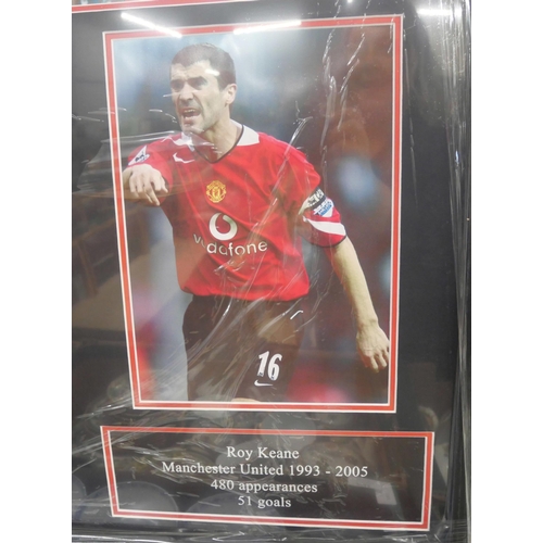 2160 - A Roy Keane Manchester United signed shirt and photograph display with COA to the back, framed