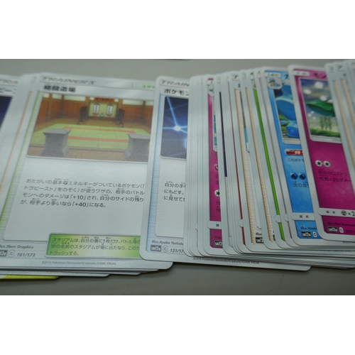 2176 - 550+ Japanese Pokémon cards including holographic