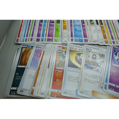 2176 - 550+ Japanese Pokémon cards including holographic