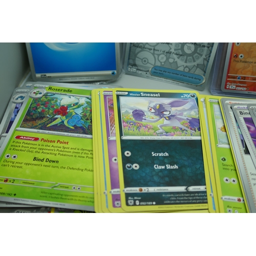 2178 - 600+ Pokémon cards including holographic