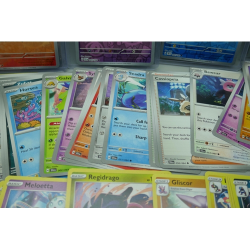 2178 - 600+ Pokémon cards including holographic