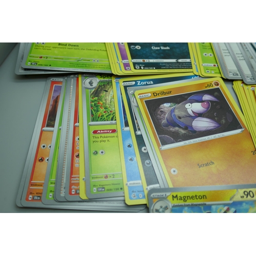 2178 - 600+ Pokémon cards including holographic