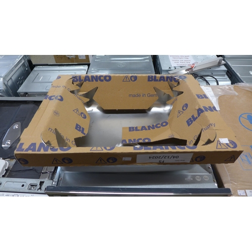 4008 - 2x Ecuador extra large 1 bowl undermount stainless steel sink (481-8, 81)  * This lot is subject to ... 